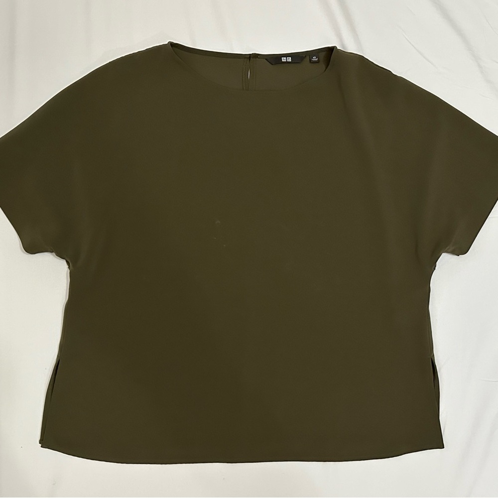 UNIQLO Olive Green Blouse
